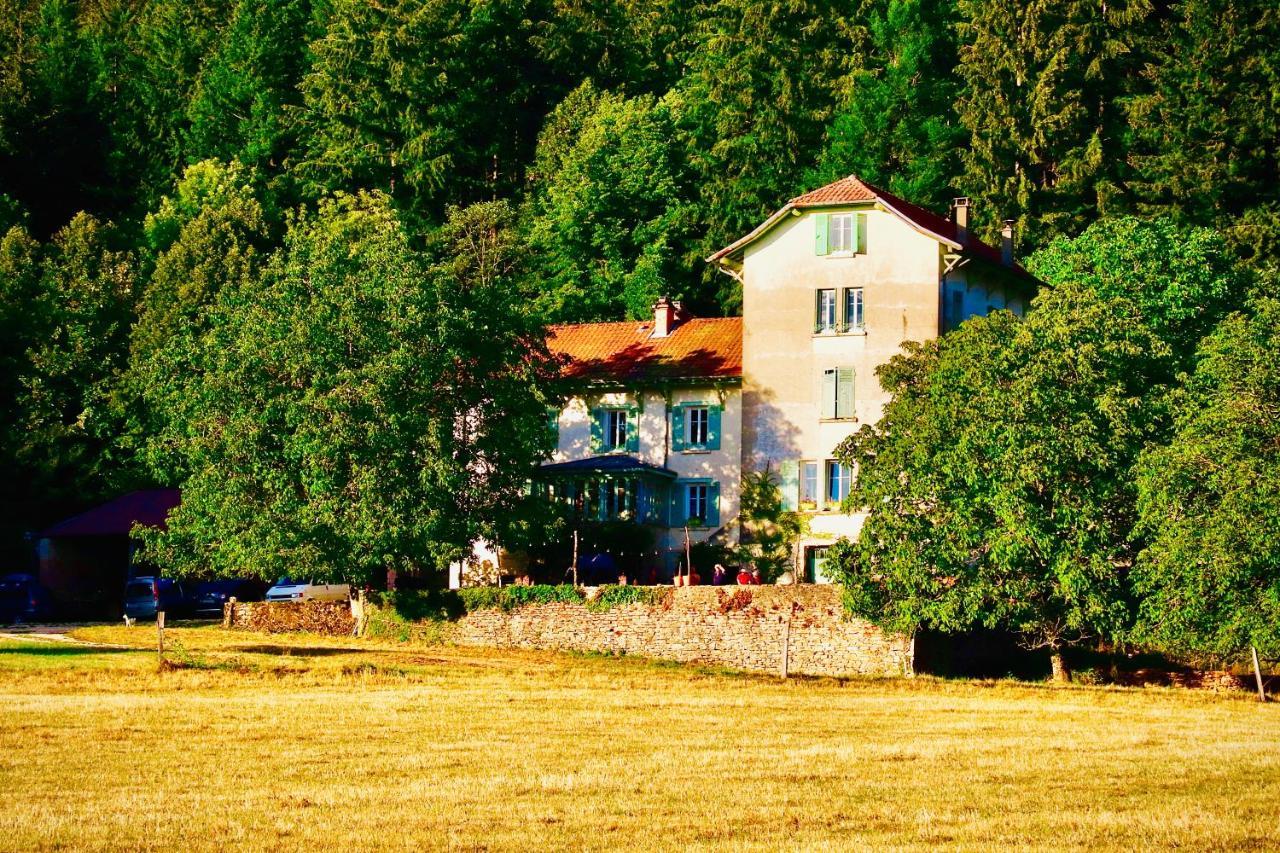 Отель Le Grand Dehors 01 Cerdon  Экстерьер фото